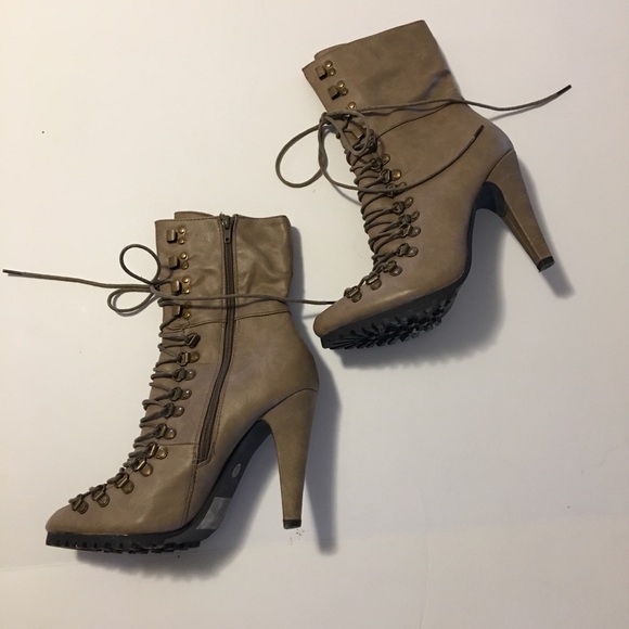Yoki Shoes - 💥FIRM💥Yoki Editha Taupe Lace Up Heeled Boots